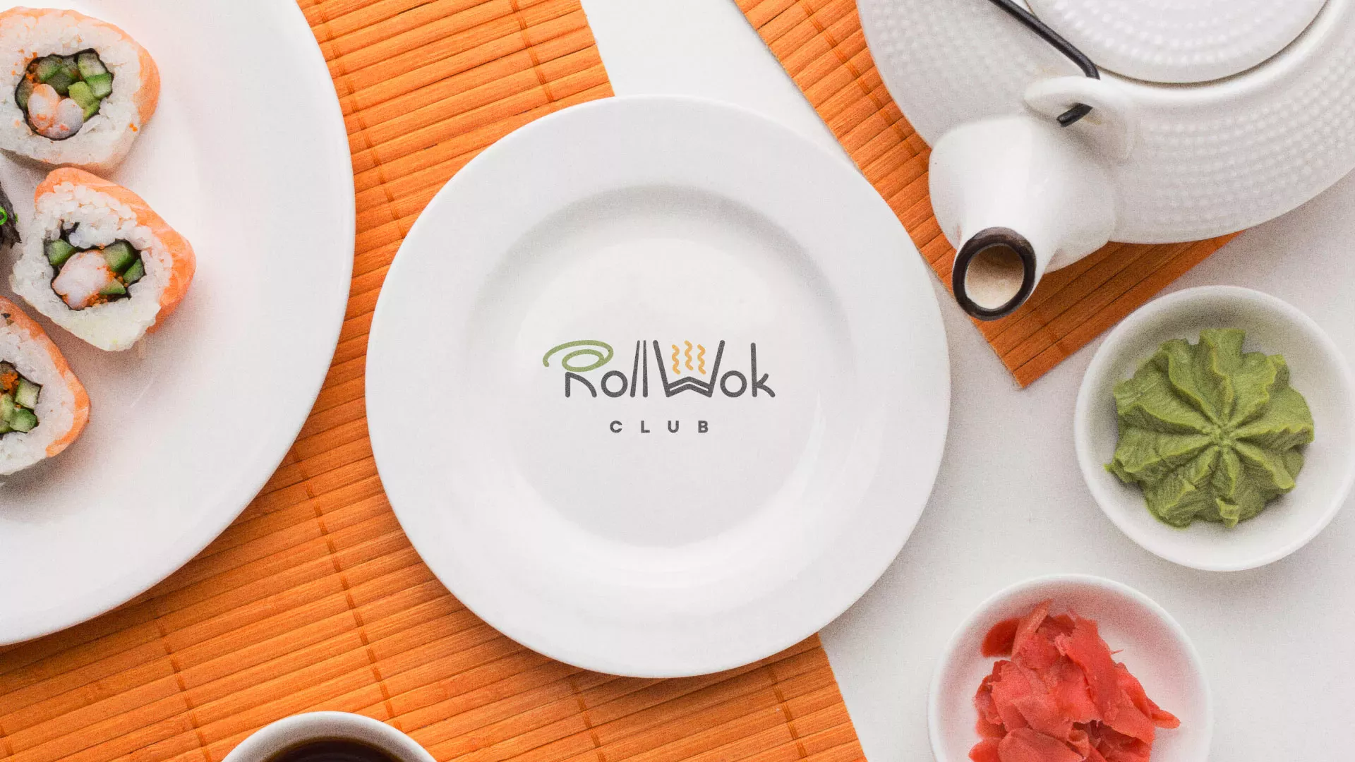 Разработка логотипа и фирменного стиля суши-бара «Roll Wok Club» в Апрелевке